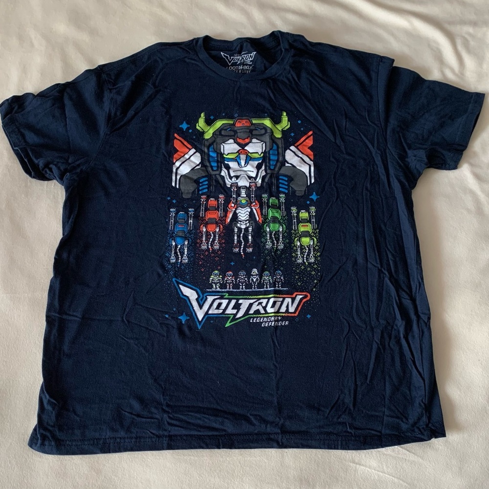 EUC Voltron graphic tee